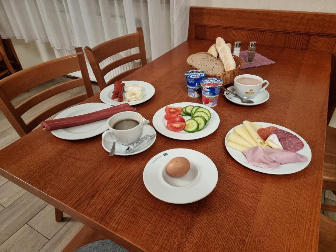 Hotel Pansky Dum Blovice エクステリア 写真